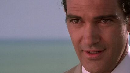 Соблазн / Original Sin (2001) полный фильм с Анджелиной Джоли