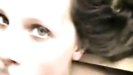 Домашне порно в попку оцифровано с видео кассеты