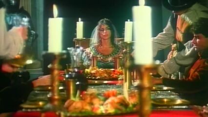 Порно фильм с переводом Замок Лукреции Борджиа