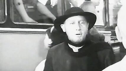 Тинто Брасс: Летающая тарелка (1964) комедия