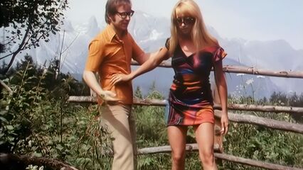 А ну-ка, девочка, разденься! (1973) Эротическая комедия для взрослых