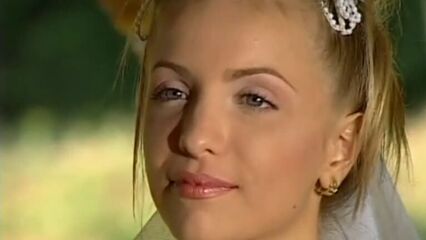 Она была моей матерью (Прикоснись ко мне) фильм с русским переводом