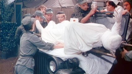 Медсестры из отряда 407 — ретро порнофильм с переводом